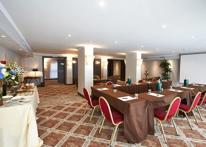 Sina De La Ville Milan