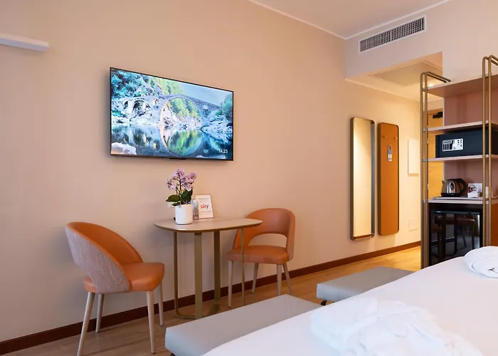 Hotel Raffaello Milan